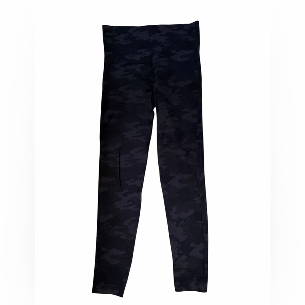 Spanx Black Camo Leggings: Small